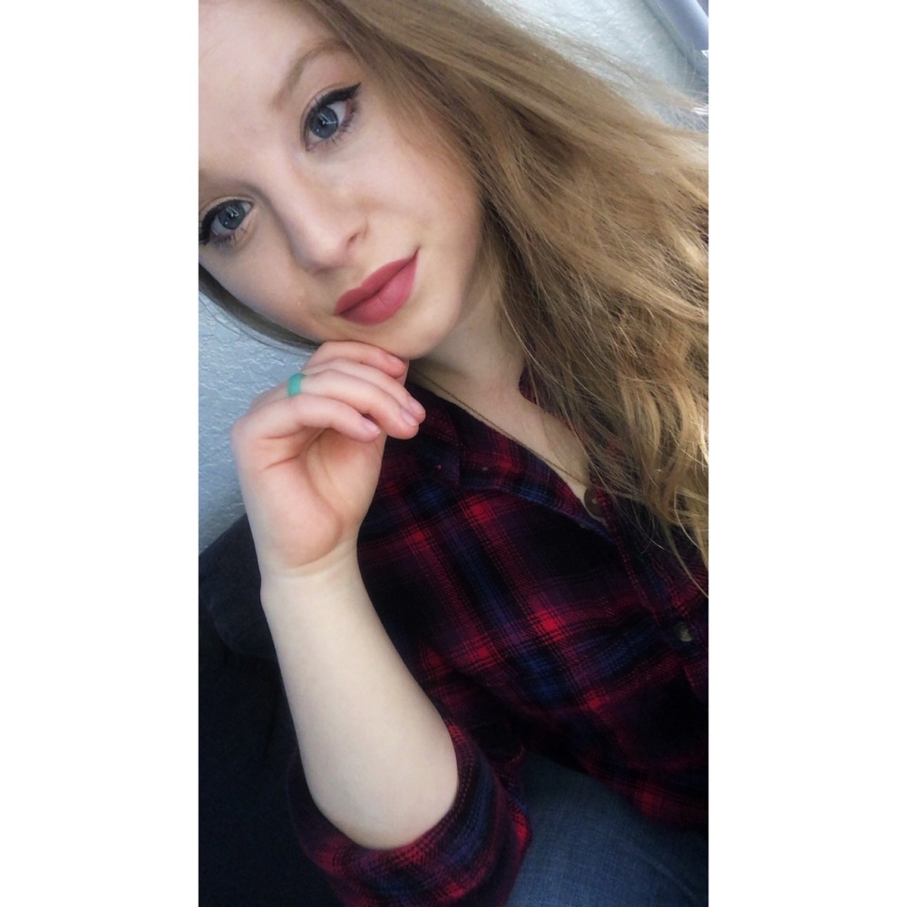 Hey y’all! I’m Sierra & welcome to my page!